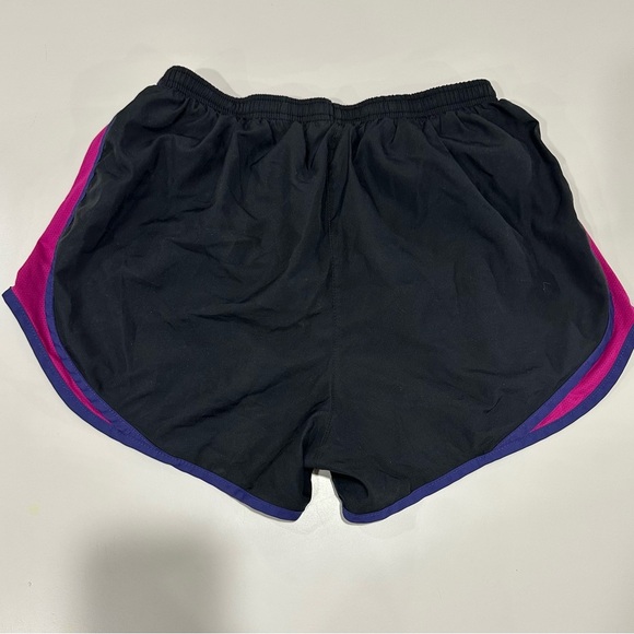 Nike Black and Pink Athletic Shorts Lightweight Design Large - Picture 3 of 4